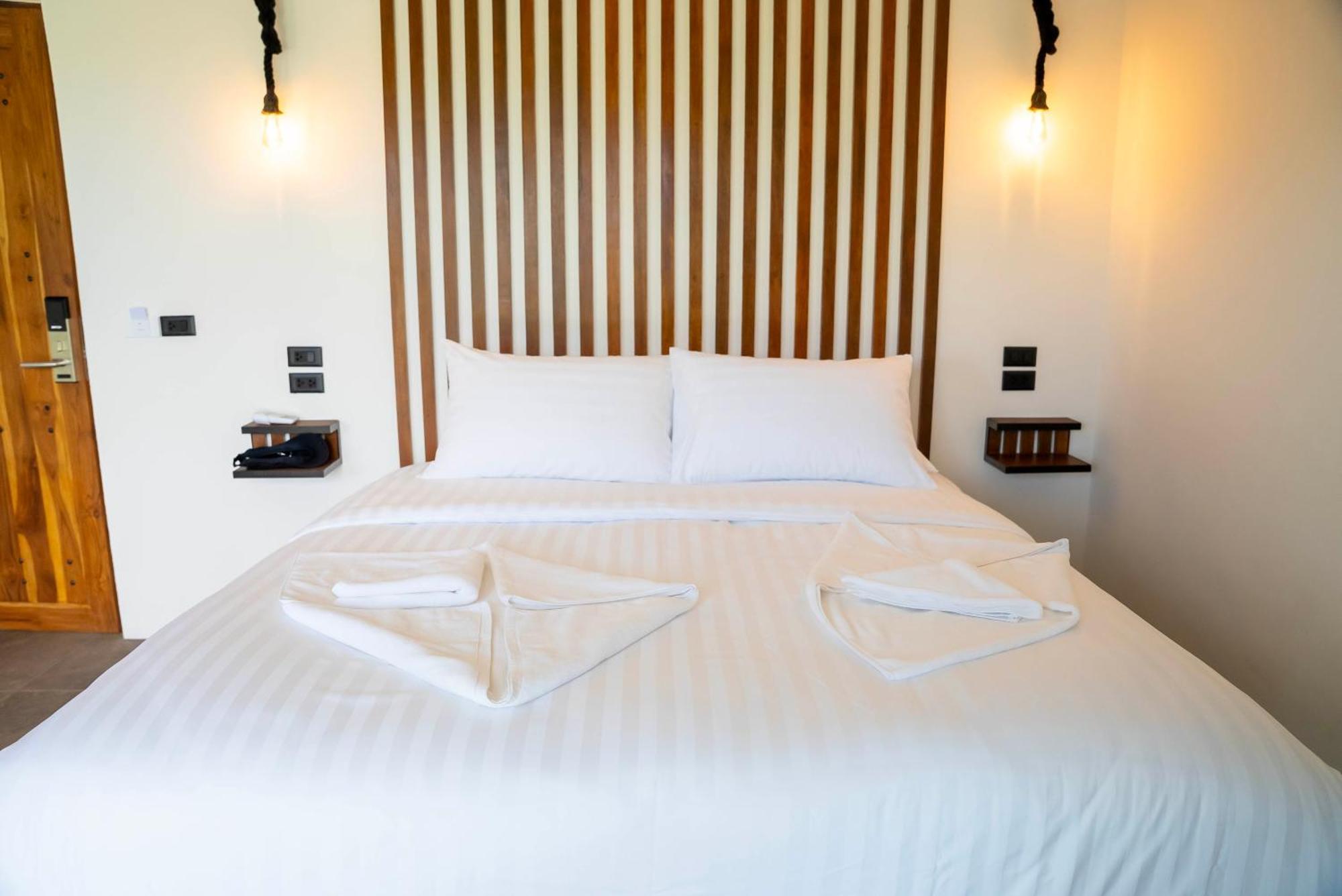 Mae Ya Resort Koh Tao Exterior photo