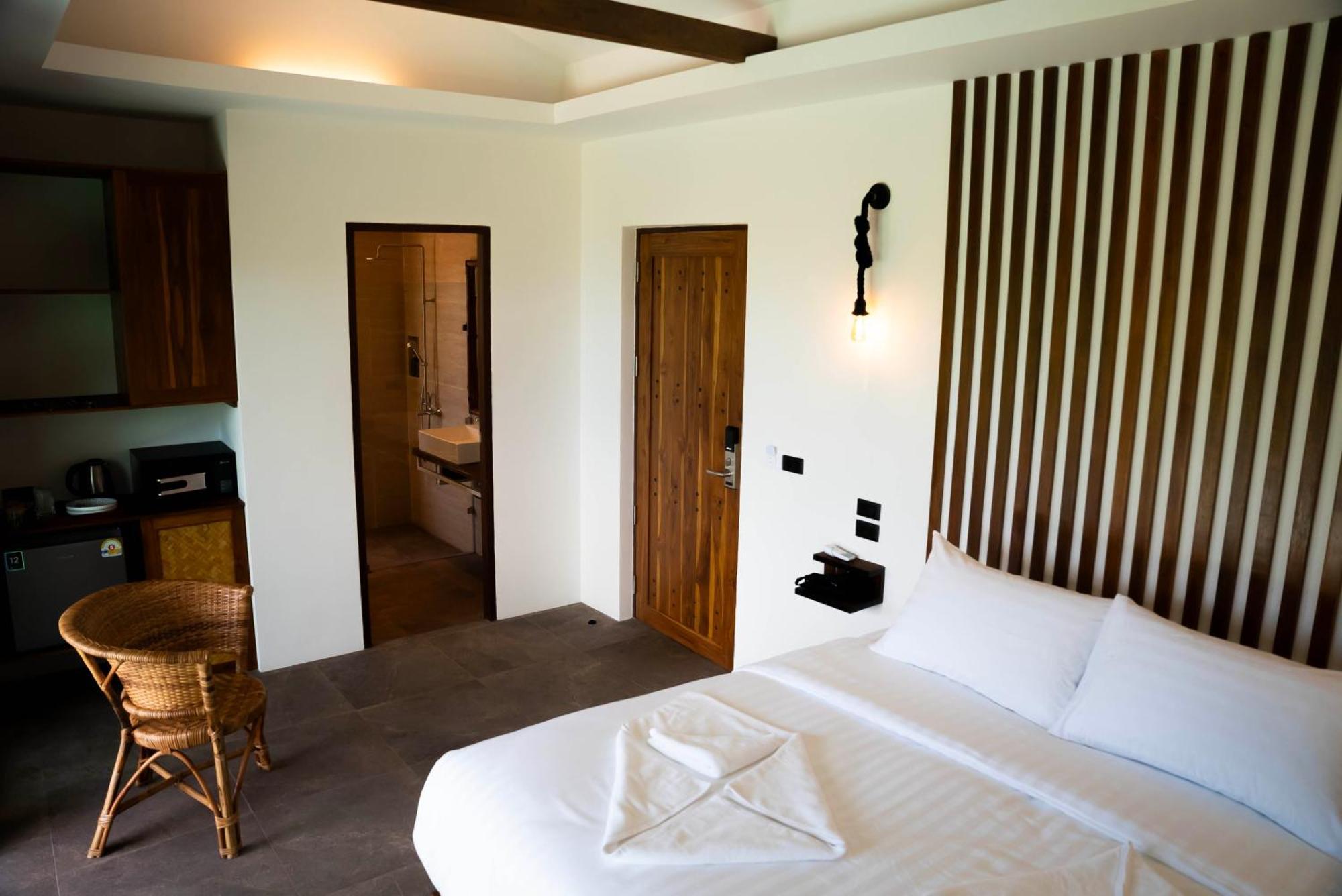 Mae Ya Resort Koh Tao Exterior photo